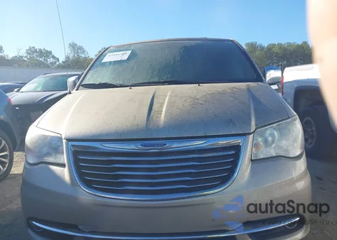 2015 Chrysler Town & Country Touring-L из США, поврежденный, VIN 2C4RC1CG8FR657608